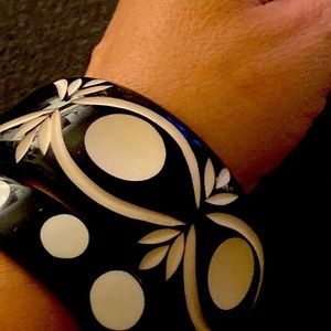 Bold Black & White Bangle